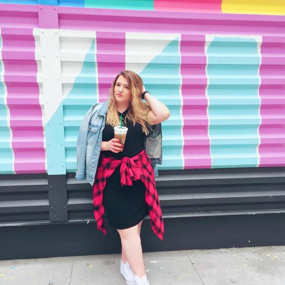 Meet your Posher, Jacci - Picture 9 of 11